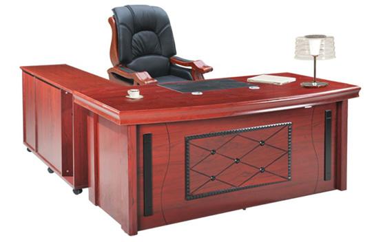 Hướng Dẫn Bảo Quản và Vệ Sinh Bàn Sơn PU Đúng Cách - Nội Thất The One